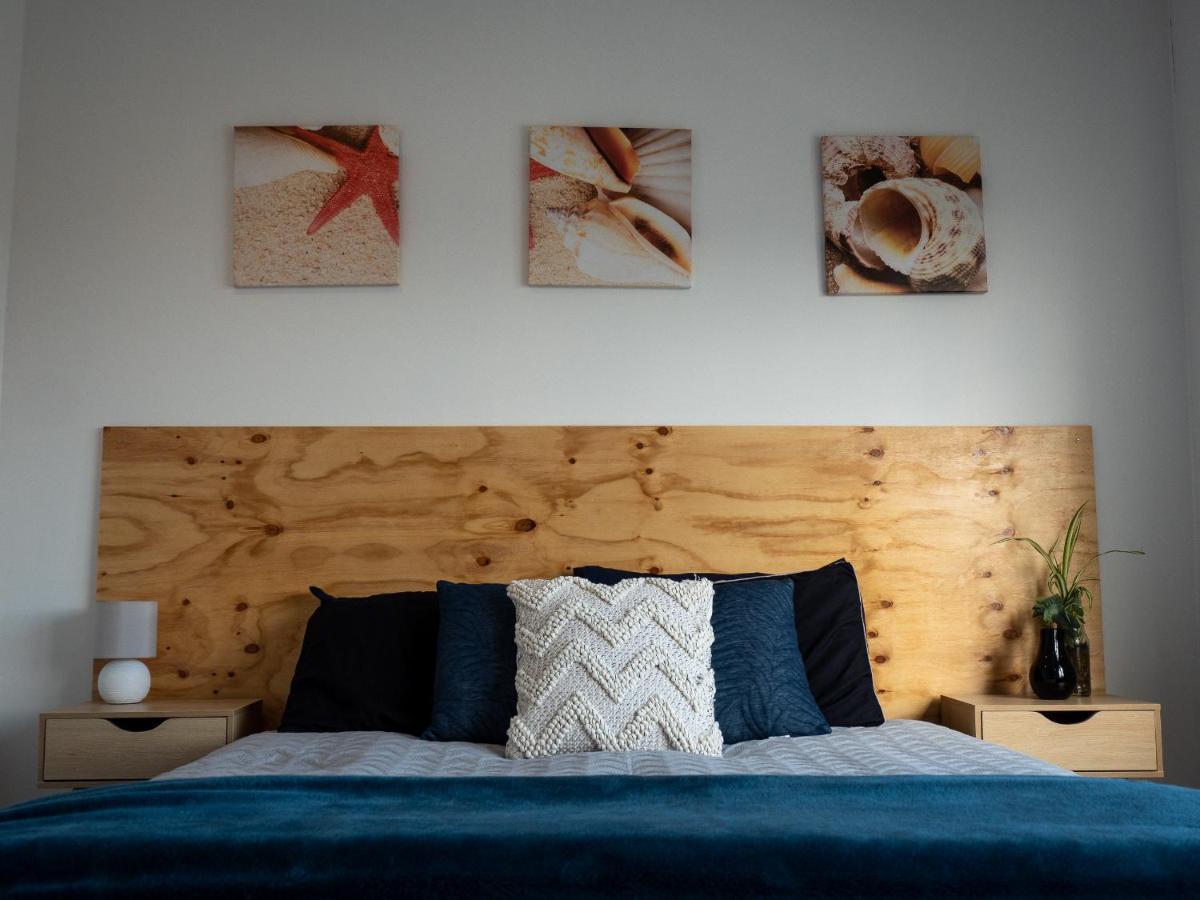 Surf N Stay Whangamata Ngoại thất bức ảnh