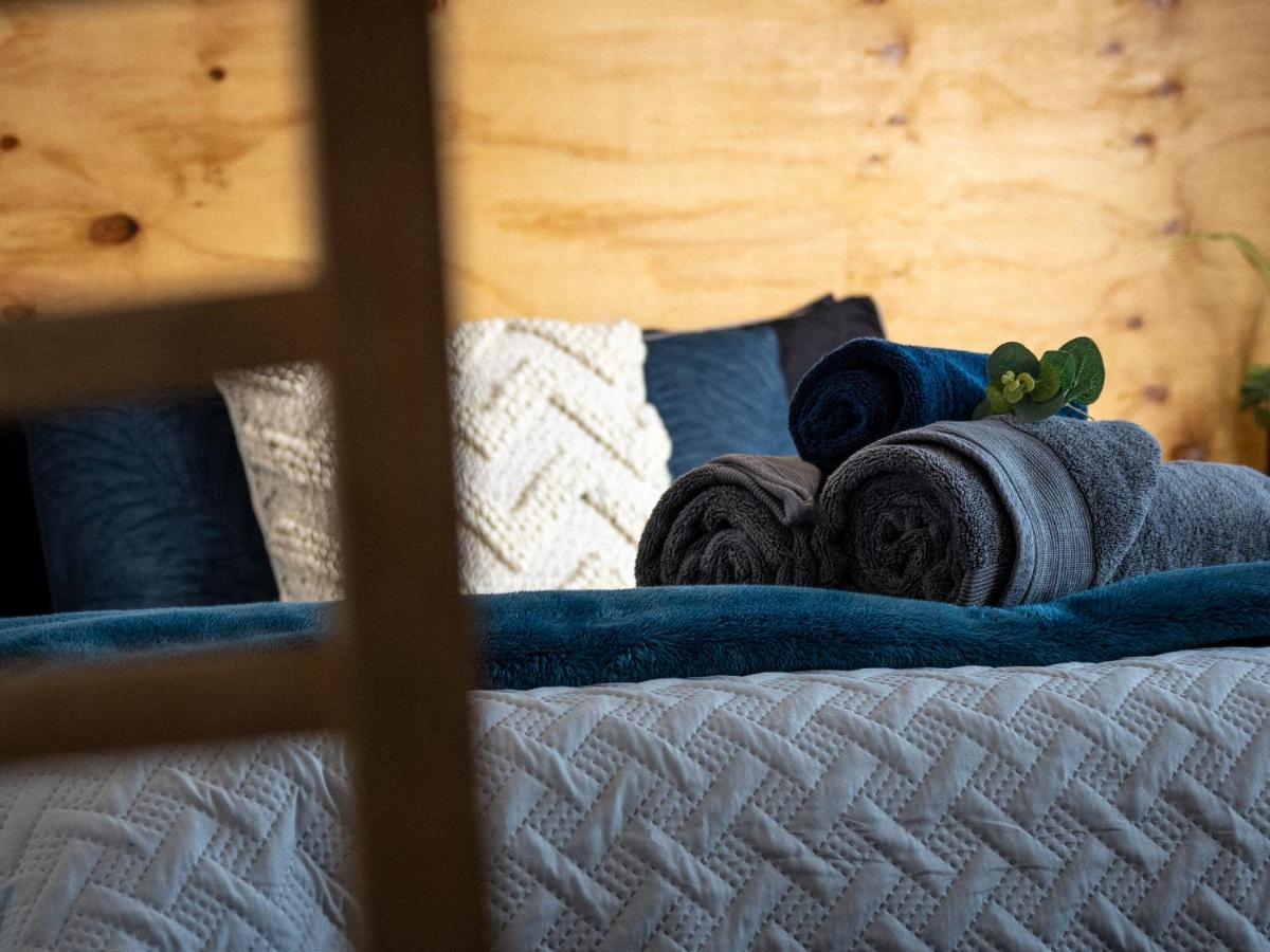 Surf N Stay Whangamata Ngoại thất bức ảnh
