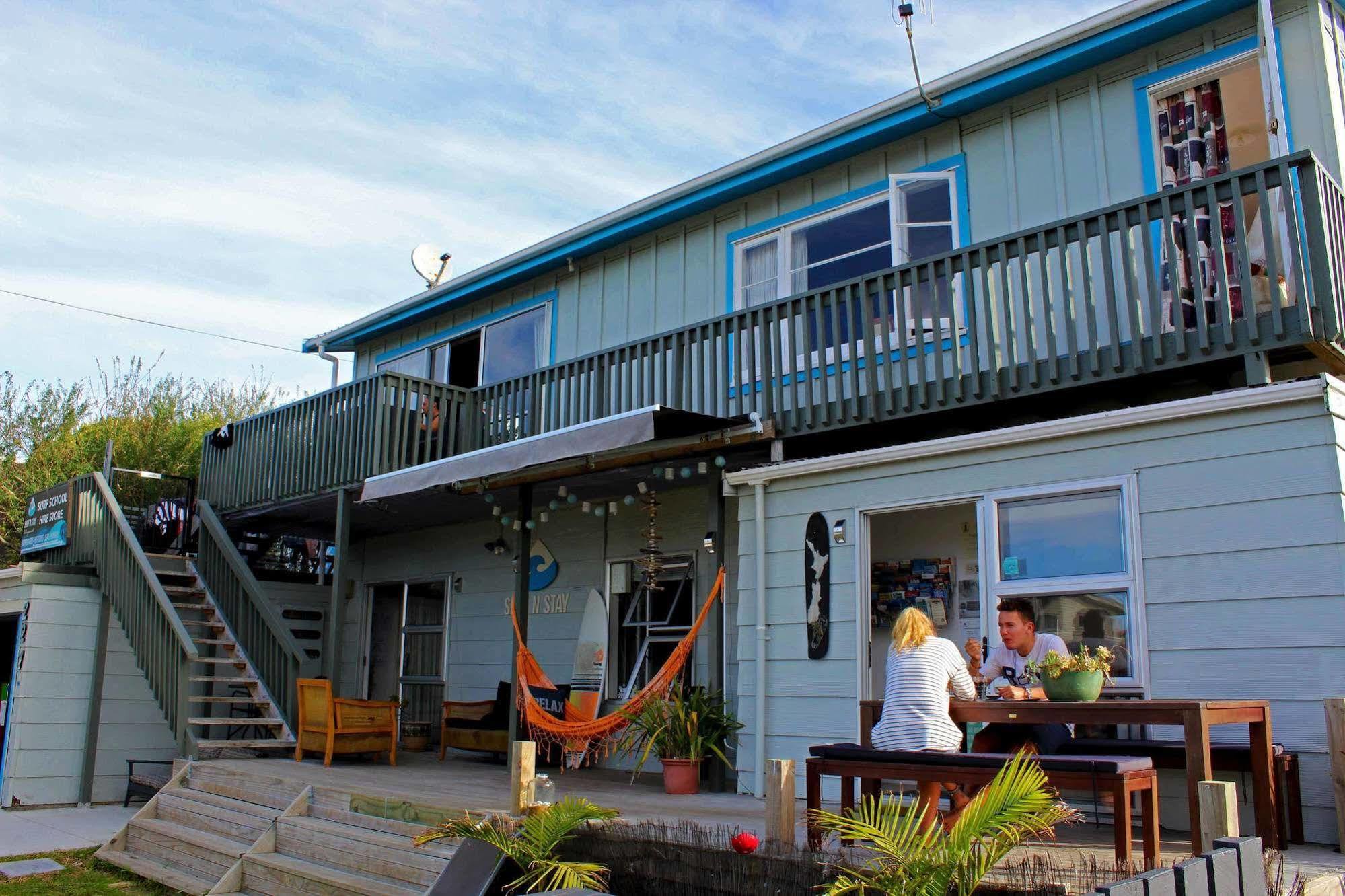 Surf N Stay Whangamata Ngoại thất bức ảnh